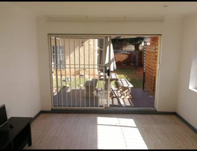 3 BEDROOM HOUSE FOR SALE IN WESTDENE